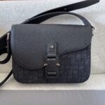 Dior 迪奧原單 Saddle 軍風黑色帆布拼皮斜背包