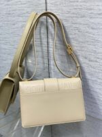 Dior 迪奧精品仿製 30 Montaigne 淺卡其滑面牛皮金扣肩背包
