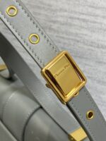 Dior 迪奧復刻版 30 Montaigne 灰綠色滑面牛皮金扣肩背包