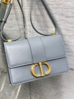 Dior 迪奧頂級原單 30 Montaigne 天藍色滑面牛皮金扣肩背包