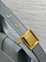 Dior 迪奧頂級原單 30 Montaigne 天藍色滑面牛皮金扣肩背包