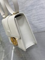 Dior 迪奧一比一 30 Montaigne 白色滑面牛皮金扣肩背包