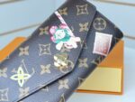 LV M14078 高仿信封式長夾優雅設計金色配件多卡層容量實用時尚法式經典