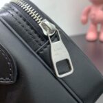 LV A貨Nil手袋珠飾鉚釘設計黑牛M13987皮光澤感時髦小包巴黎風格精品女包