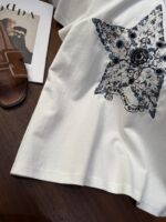 Dior 迪奧高仿 五角星訂珠刺繡短袖T恤 夏季簡約百搭 2025新款優雅上衣