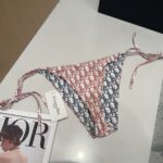 Dior A貨泳衣時尚修身顯瘦經典復刻夏日必備精品仿製
