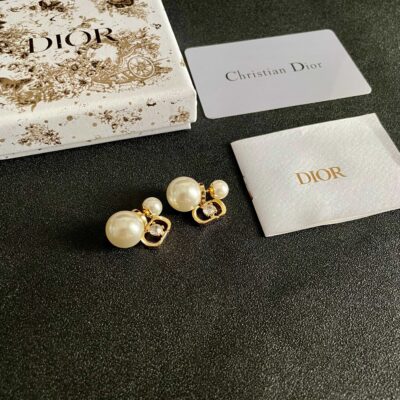 Dior 精品仿製中古耳環 復古典藏設計 風格獨特 日系穿搭必備款