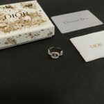 Dior 高仿CD鑲鑽戒指 時尚造型設計 精緻耀眼名媛風格必備