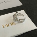 Dior 高仿CD鑲鑽戒指 時尚造型設計 精緻耀眼名媛風格必備