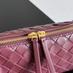 Bottega Veneta高仿Concert Pouch迷你包容量感人可調肩帶秋季通勤小巧百搭794258