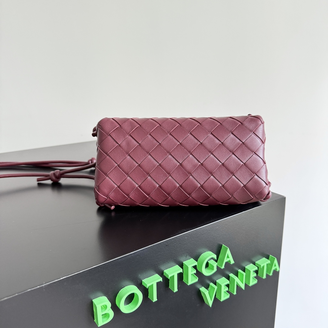 Bottega Veneta 精品仿製Concert Pouch迷你包 編織工藝容量驚喜794258