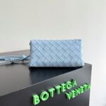 Bottega Veneta一比一Concert Pouch迷你包可可色高實用容量斜背可調可愛登場794258