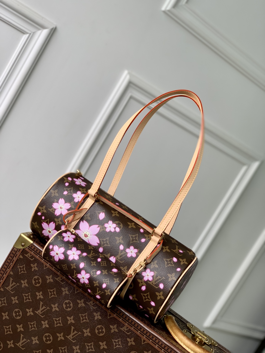 LV M13097復刻版Papillon圓筒包櫻花圖案金屬肩帶日系甜美風限量再現