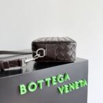 BOTTEGA VENETA 高仿小號相機包 經典編織輕巧大容量 義式時尚日常百搭