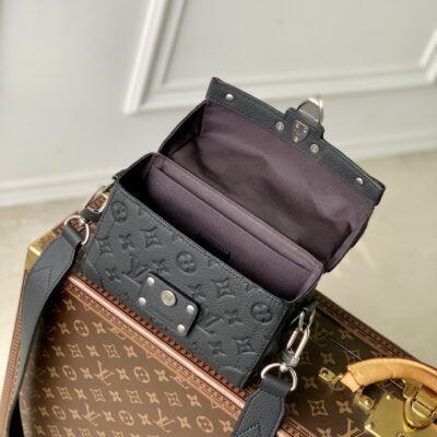 LV M13871 高仿 Taurillon Monogram Soul Trunk 斜背包｜復古硬箱造型設計