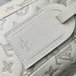 LV M24468 高仿 Hobo Hamac 大號新月包｜Monogram Shadow 壓紋牛皮革斜背包