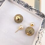 Dior 精品仿製Tribales耳環新款設計 一線名媛愛用 典雅立體風格
