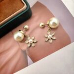Dior 原單雪花耳環新品上市 一線大牌同款設計 氣質優雅冬日氛圍
