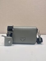 Prada 頂級原單 灰色2VD059 單肩包 可拆小袋設計 男士百搭休閒包