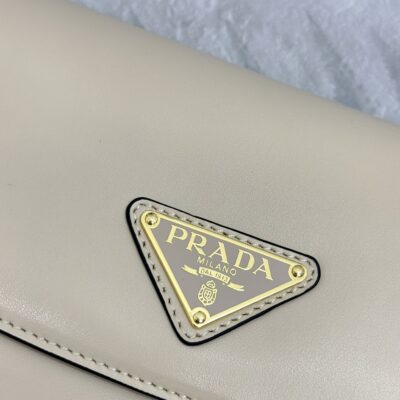 PRADA原單馬鞍包1BD365米白新月包雙肩帶簡約百搭風格