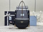 PRADA A貨馬鞍包1BD365黑色新月包雙肩帶百搭摩登設計