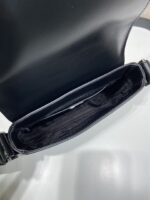 Prada 復刻版 黑色2VD065 單肩包 極簡百搭翻蓋款 輕便型男質感首選