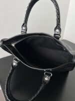 Balenciaga原單Le City黑色中號手袋 馬卡龍輕盈斜背包 春夏必備經典款