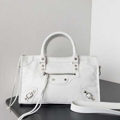Balenciaga一比一Le City中號白色手袋馬卡龍色系設計 輕盈可斜背春夏首選款
