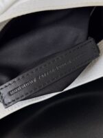 Balenciaga精品仿製Le City白色手袋全新回歸款 馬卡龍色系輕盈斜背百搭包