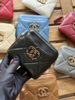 CHANEL精品仿製小羊皮迷你零錢包可愛手拿簡約設計實用卡位多AP2086