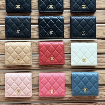 CHANEL高仿牛皮對折短夾錢包實用多卡位小巧輕便日常首選款A84028