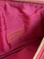 CHANEL頂級原單粉紅菱格手拿包甜美氣質拉鍊設計輕巧百搭