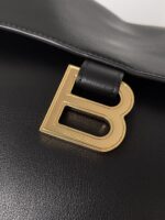 Balenciaga頂級原單Hourglass Soft手袋早春限定 解構沙漏線條 展現極致高級感