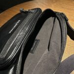 巴黎世家 BALENCIAGA Explorer 黑色細紋真皮腰包 精品仿製 油蠟洗水牛皮