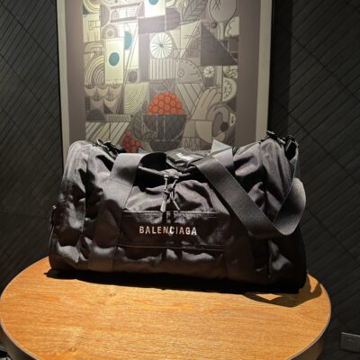 Balenciaga 巴黎世家 Sport 黑尼龍大旅行包｜斜背手提多功能款｜原單精品仿製