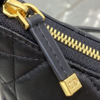 Dior精品仿製Miss Dior迷你水餃包黑色菱格小巧單肩包秋冬氣場感