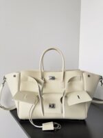 Balenciaga 米白小號 Bel Air 手袋 精品仿製 羊皮質感 翻蓋鎖扣肩背包