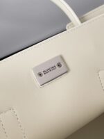 Balenciaga 米白小號 Bel Air 手袋 精品仿製 羊皮質感 翻蓋鎖扣肩背包