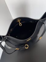 巴黎世家 黑色金扣 Bel Air Hobo 手袋 肩背包 頂級原單 2024冬季新款