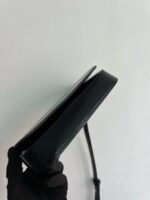 PRADA高仿亮面皮革小包2VD061斜掛頸掛雙用設計極簡中性風