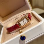愛馬仕精品仿製Nantucket Tres Petit Modele腕表 珍珠母貝寶石鑲嵌典雅時尚