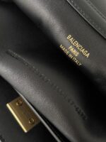 Balenciaga頂級原單Rodeo肩背包黑色金扣設計 可拆肩帶優雅轉換多種風格