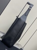 聖羅蘭一比一LE5À7黑平紋Hobo大號腋下包銀扣時髦立體韓星愛用753837