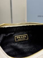 PRADA原單復刻1BC204 Hobo馬鞍包 白色十字紋牛皮 金鍊肩背包