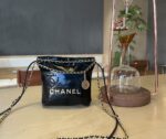 CHANEL黑色22Bag 鏤空雙C繡花迷你包 精品仿製 AS3980春夏新款