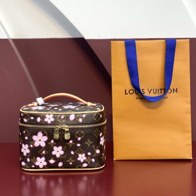 LV x 村上隆 櫻花迷你化妝包 M14181｜一比一高仿復刻 限量精品