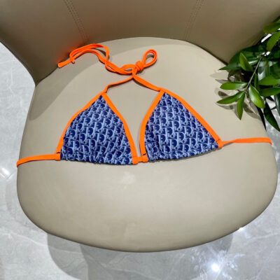 Dior一比一比基尼泳衣女款時尚顯瘦青春活力專櫃同步熱銷