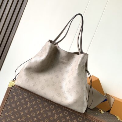 LV M13180 一比一Boundless手袋 灰色Mahina穿孔皮革托特包