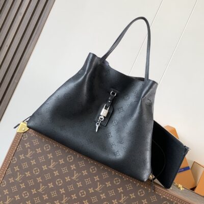 LV M13179 原單Mahina Boundless手袋 黑色穿孔皮革托特包