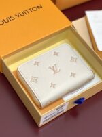 LV M60067 高仿浸染Zippy拉鍊零錢包Monogram Empreinte壓花皮革設計
